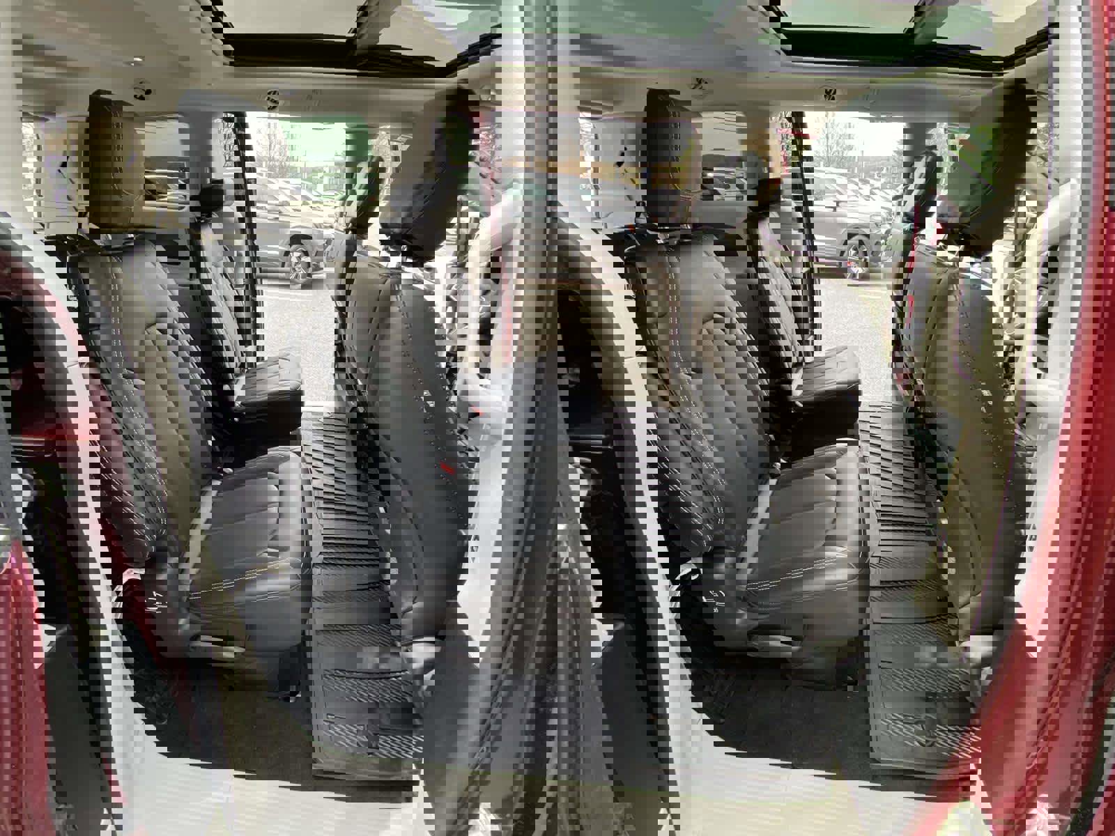 Used 2023 Chrysler Pacifica Touring-L AWD/4WD image 36