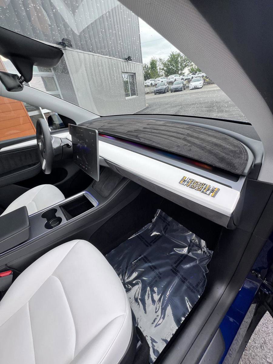 Used 2024 Tesla Model Y Long Range AWD/4WD image 14