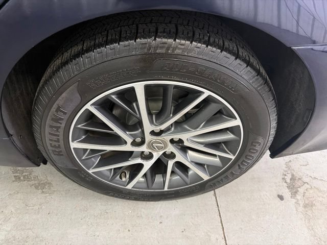 Used 2018 Lexus ES 350 w/ Luxury Package w/Wood Trim FWD image 28