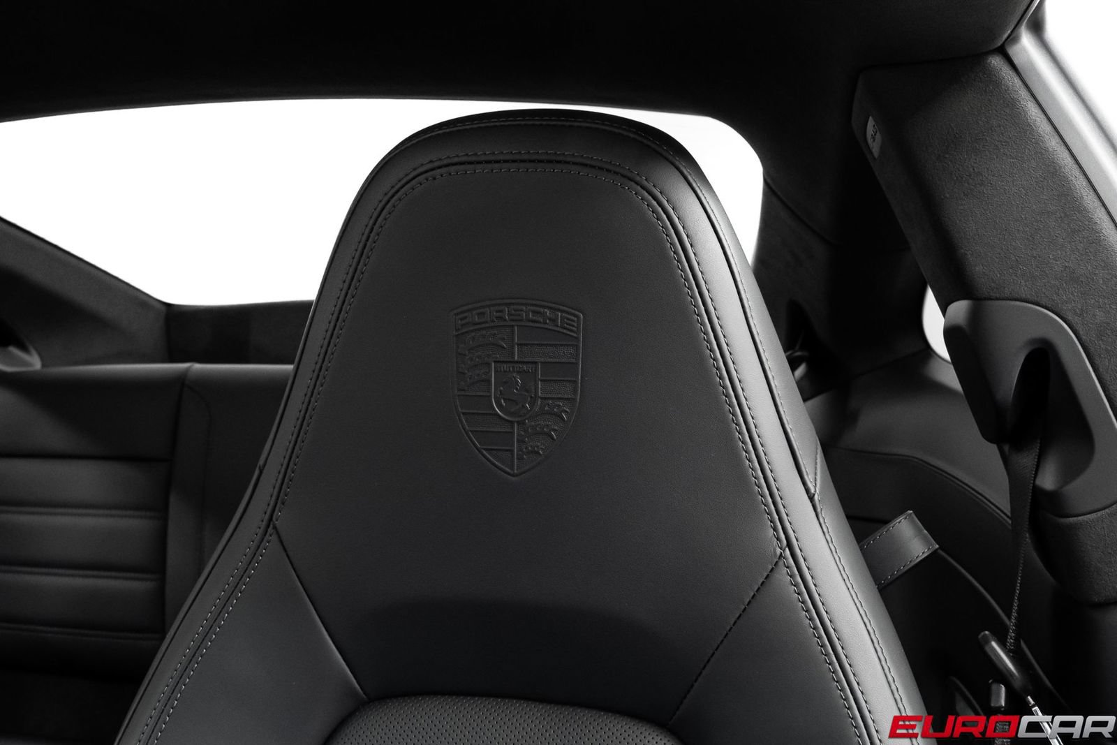 Used 2025 Porsche 911 Turbo AWD/4WD image 40