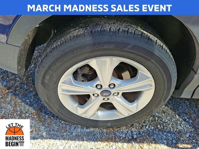 Used 2015 Ford Escape SE image 9