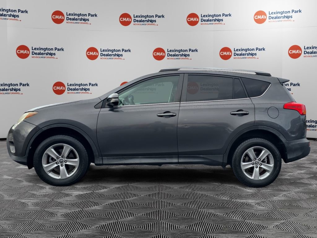 Used 2015 Toyota RAV4 XLE image 4