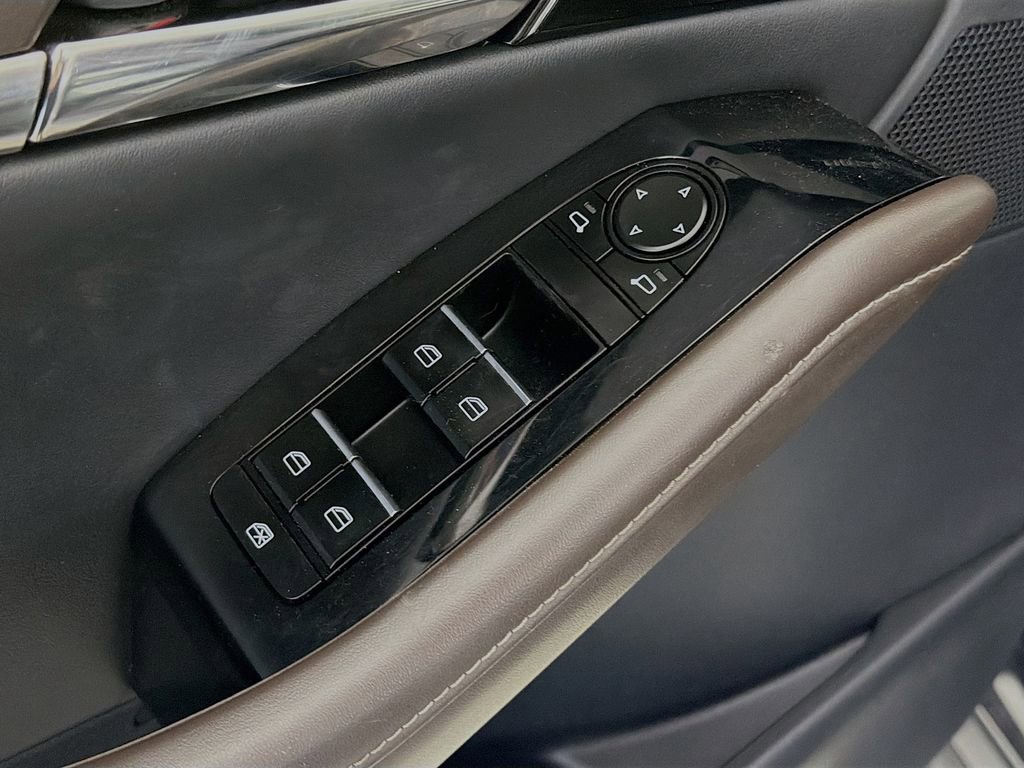 Used 2024 MAZDA CX-30 AWD 2.5 S w/ Premium Package image 21