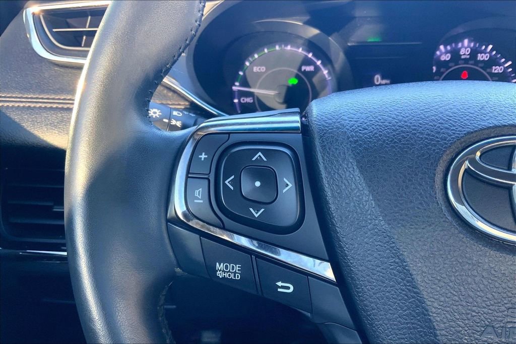 Used 2016 Toyota Avalon Limited image 24
