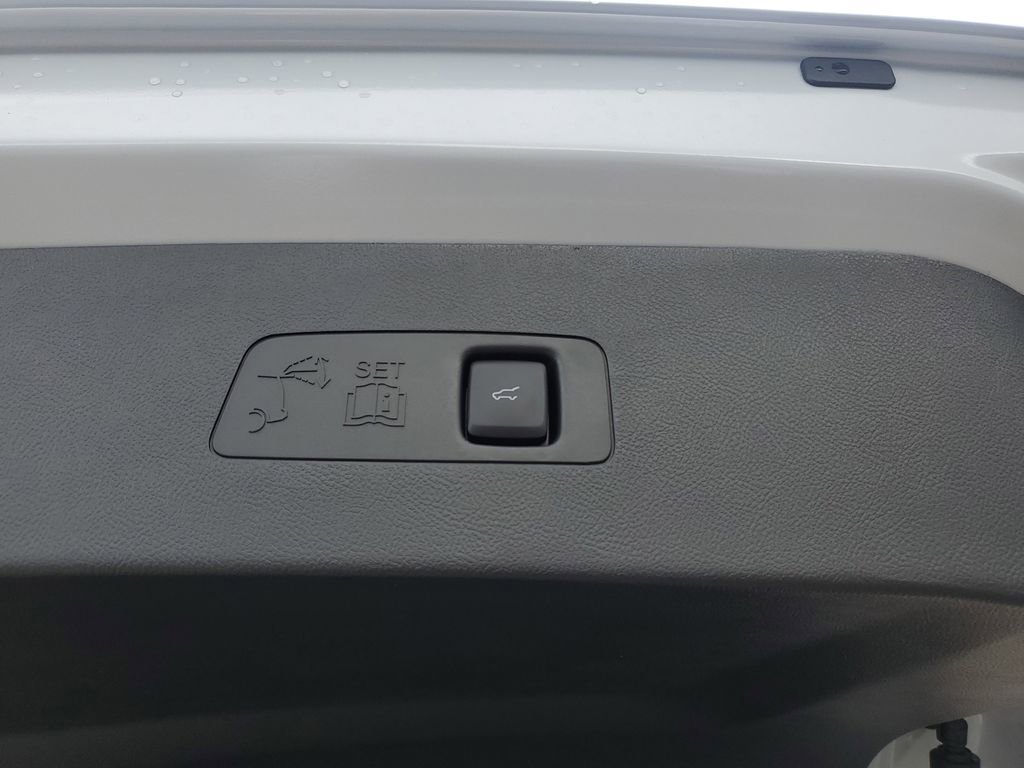 New 2026 Lincoln Corsair Premiere FWD image 7