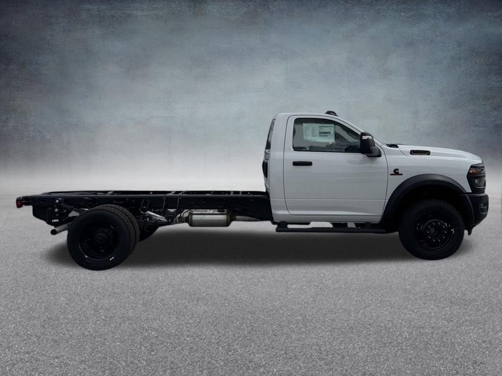 New 2026 RAM 5500 Tradesman AWD/4WD image 4