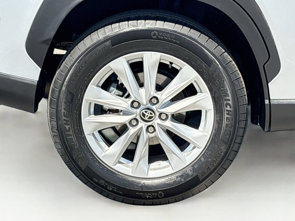 Certified 2023 Toyota Corolla Cross LE w/ Black Badges Package (TMS) FWD image 32