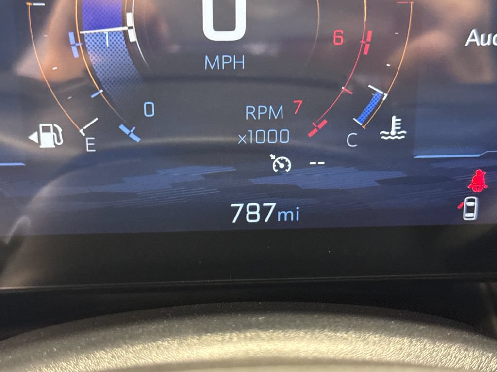 New 2026 Chevrolet Equinox LT w/ Safety and Technology Package AWD/4WD image 9