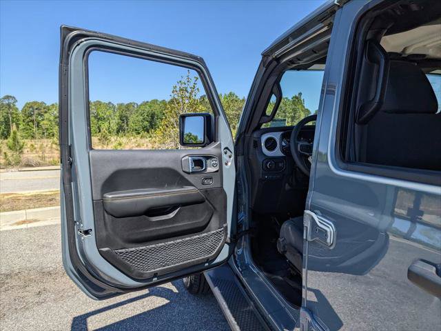 Certified 2025 Jeep Wrangler Unlimited Sahara AWD/4WD image 55