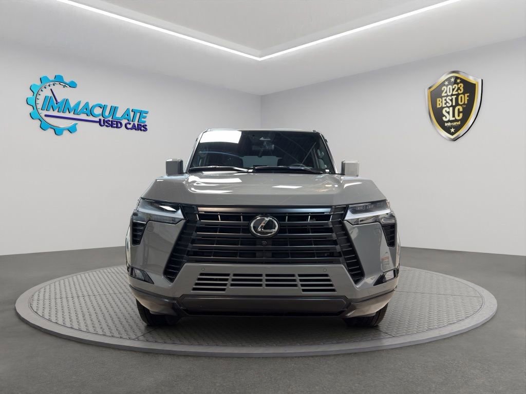 Used 2026 Lexus GX 550 w/ Accessory Package (2T) AWD/4WD image 8