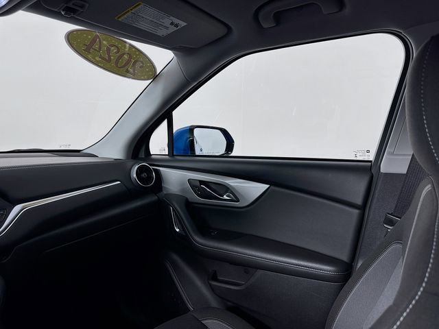 Used 2024 Chevrolet Blazer LT image 24