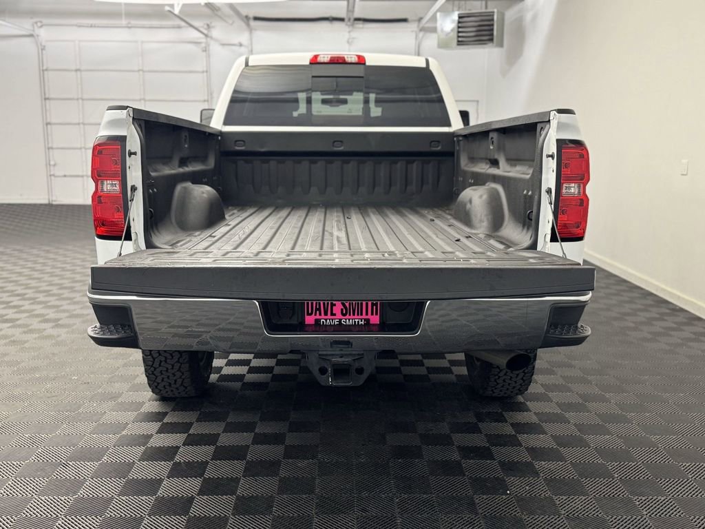 Used 2018 Chevrolet Silverado 2500 LTZ image 18