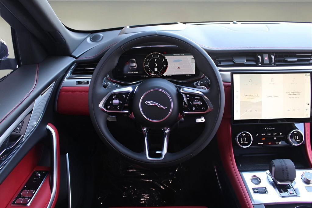 New 2026 Jaguar F-PACE R-Dynamic S AWD/4WD image 15