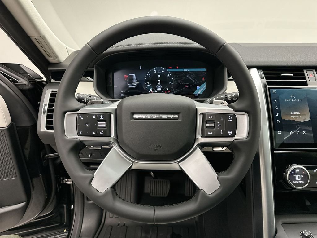 New 2026 Land Rover Discovery S AWD/4WD image 23