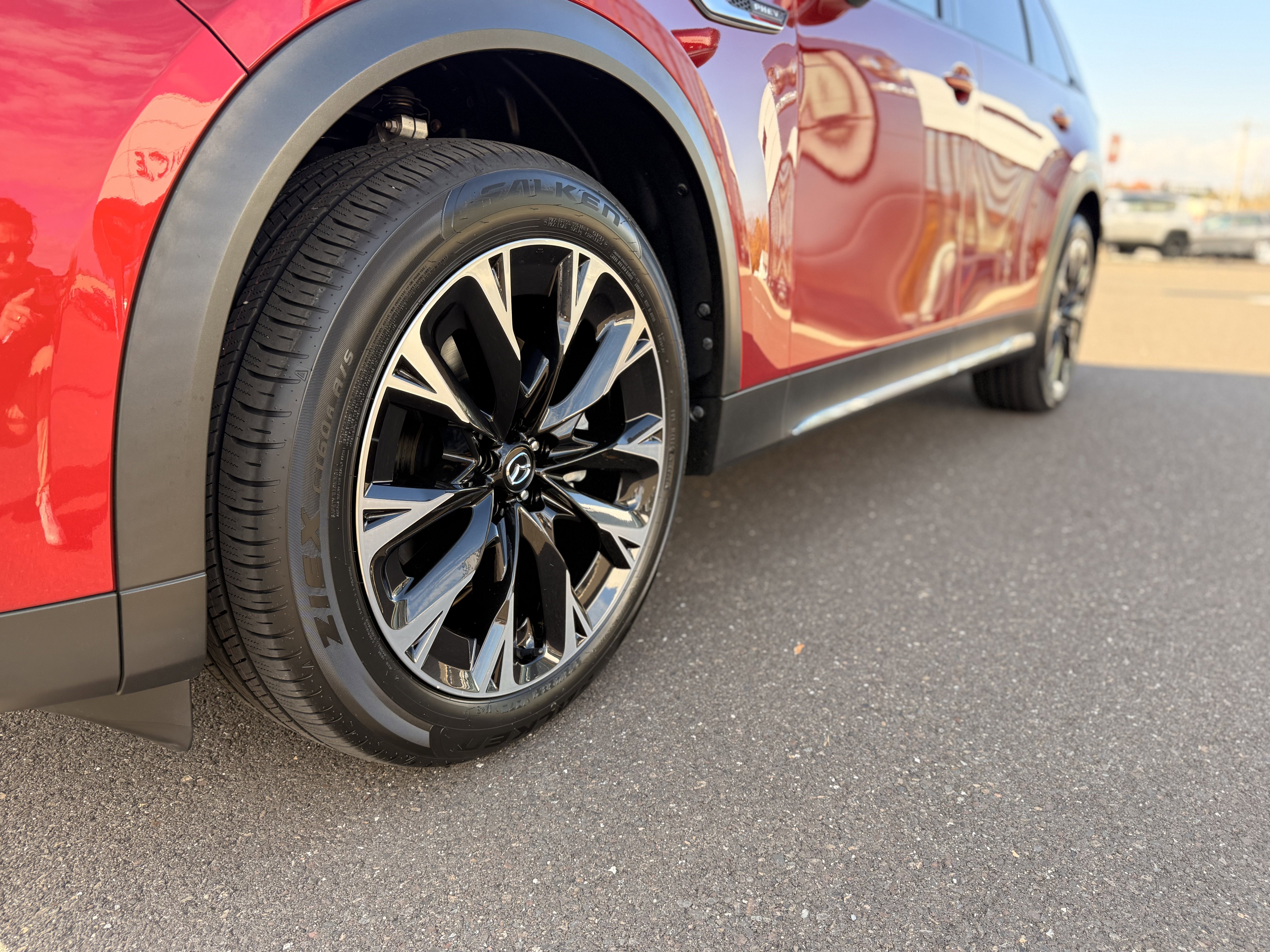 Certified 2024 MAZDA CX-90 Plug-In Hybrid w/ Premium Plus image 19