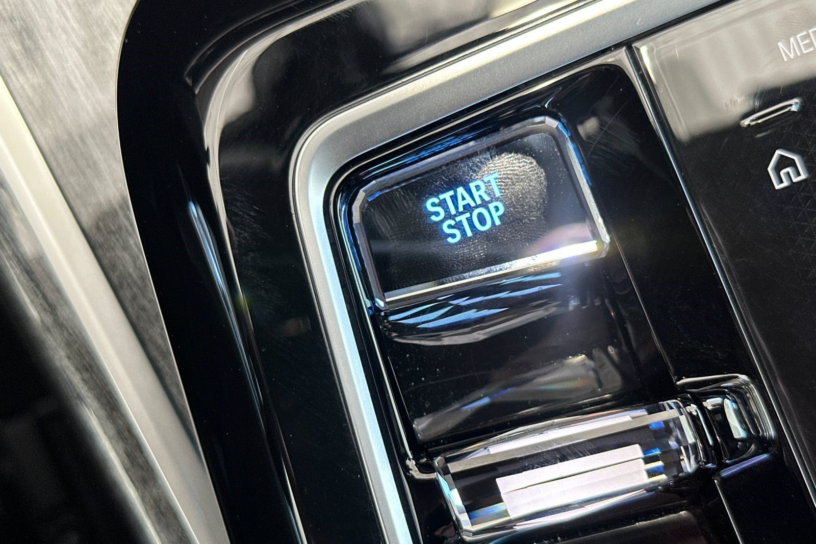 Certified 2024 BMW i7 eDrive50 RWD image 29