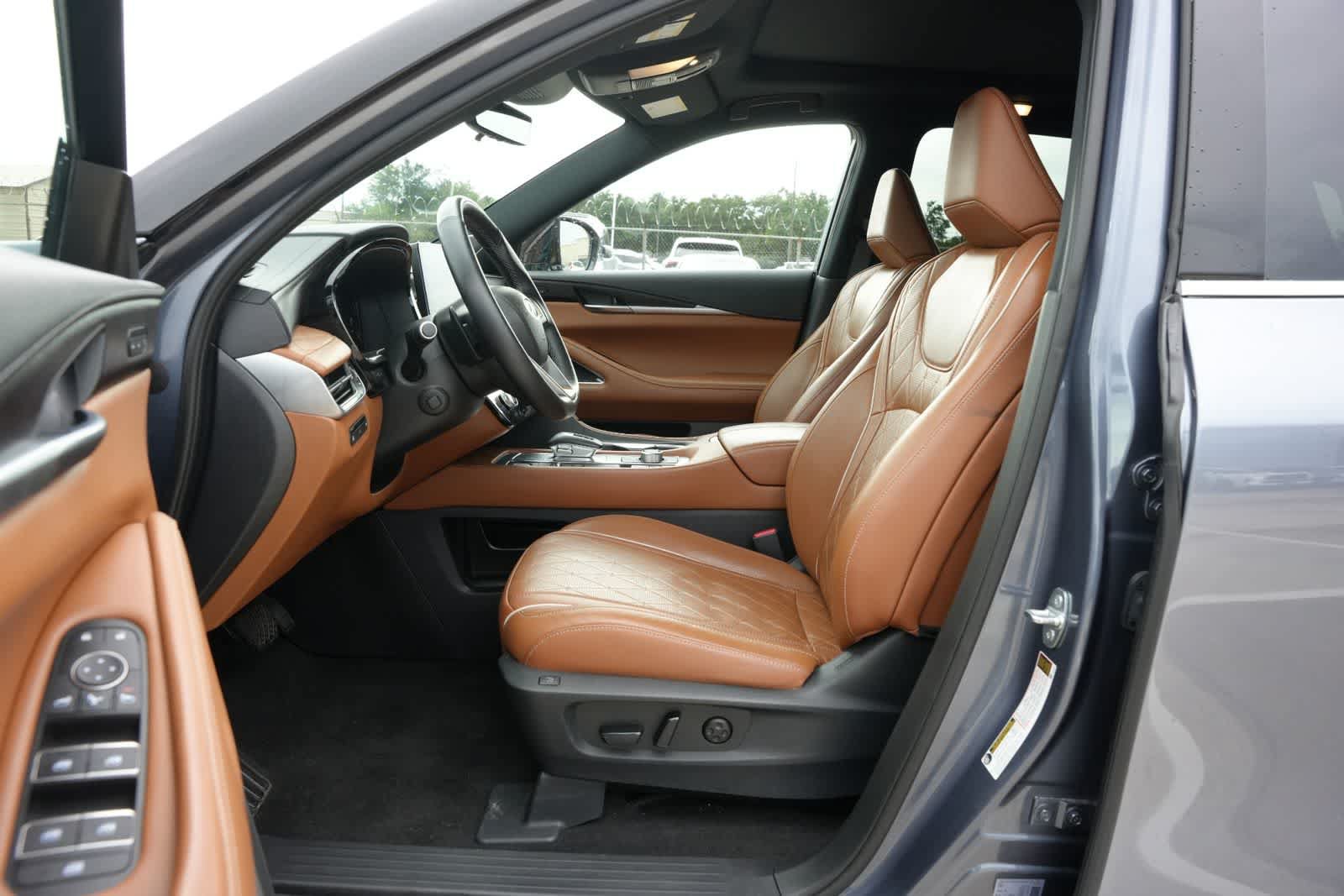 Used 2023 INFINITI QX60 Autograph w/ Cargo Package AWD/4WD image 17