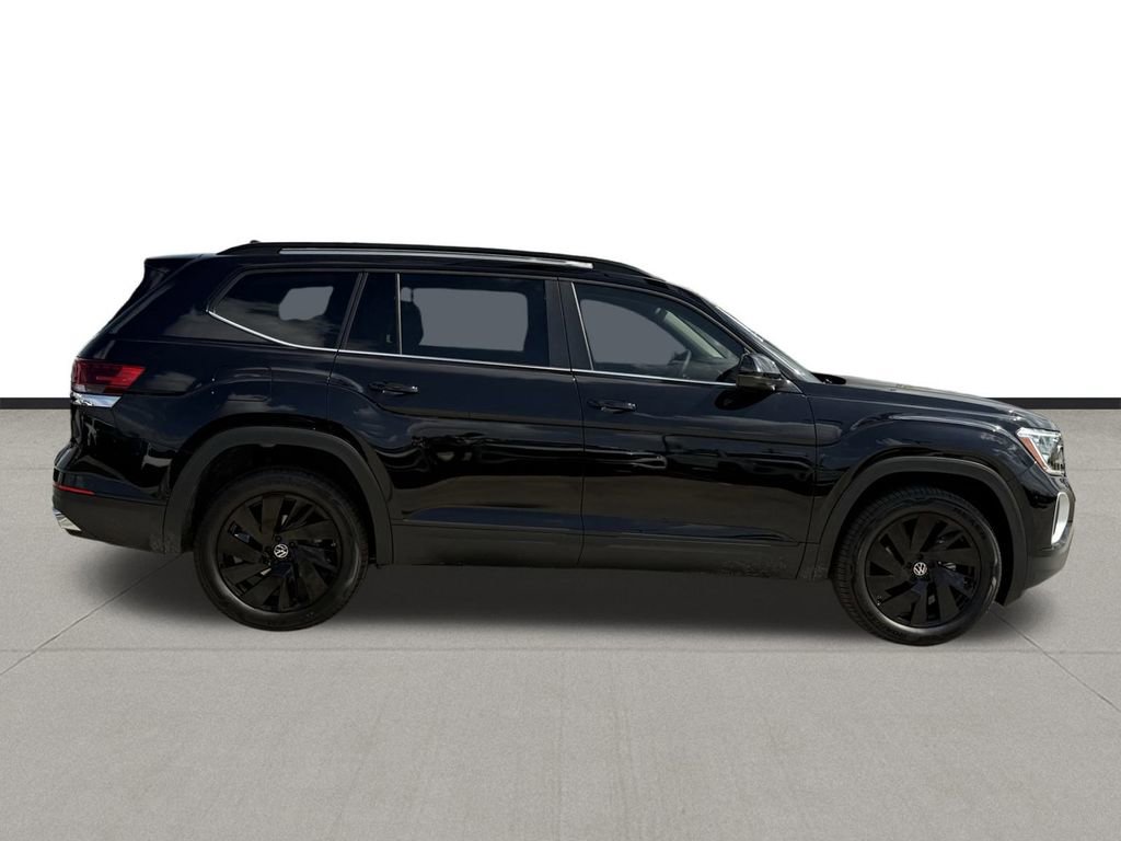 New 2026 Volkswagen Atlas SE FWD image 4