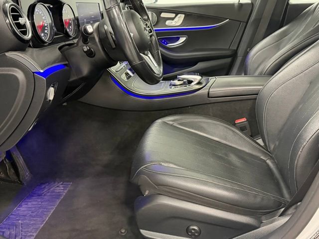 Used 2019 Mercedes-Benz E 300 4MATIC w/ Premium 1 Package image 13