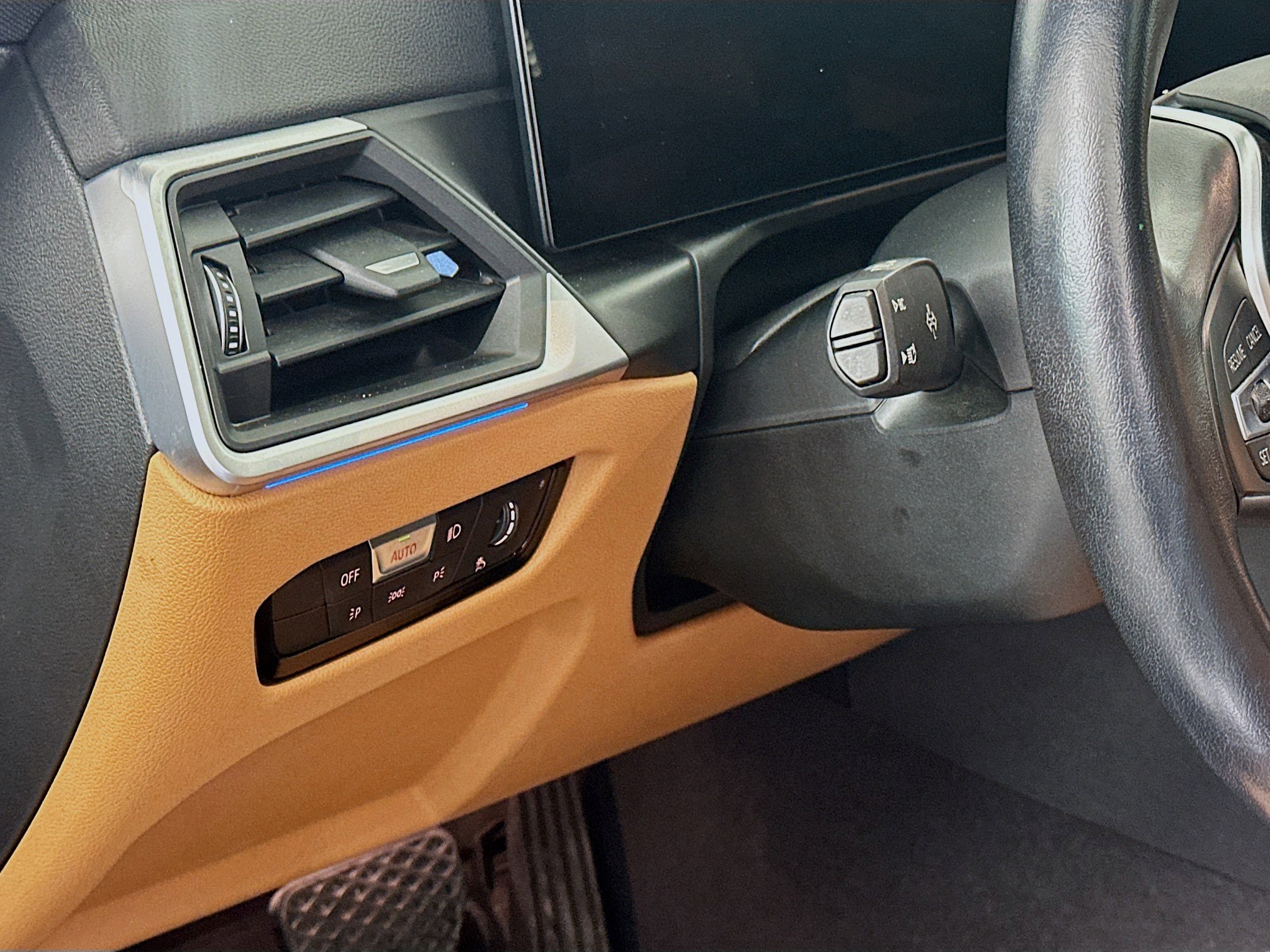 Used 2023 BMW i4 eDrive35 w/ Premium Package image 17