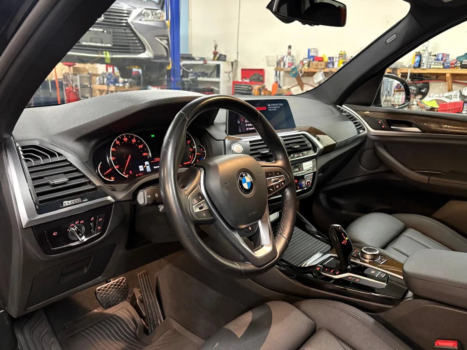 Used 2020 BMW X3 xDrive30i w/ Driving Assistance Package AWD/4WD image 18