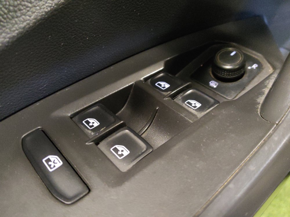 Used 2019 Volkswagen Jetta R-Line FWD image 27