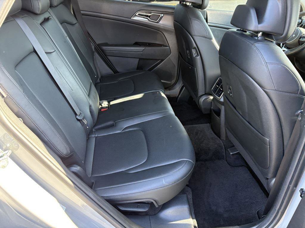 Used 2024 Kia Sportage SX image 16