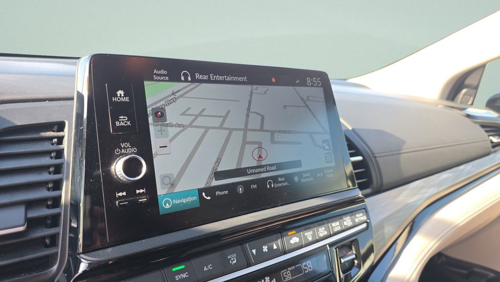 Used 2025 Honda Odyssey Elite image 19