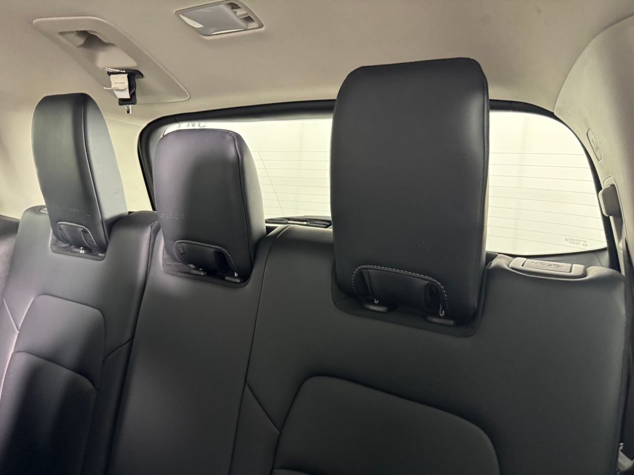 Used 2023 Nissan Pathfinder Platinum AWD/4WD image 28