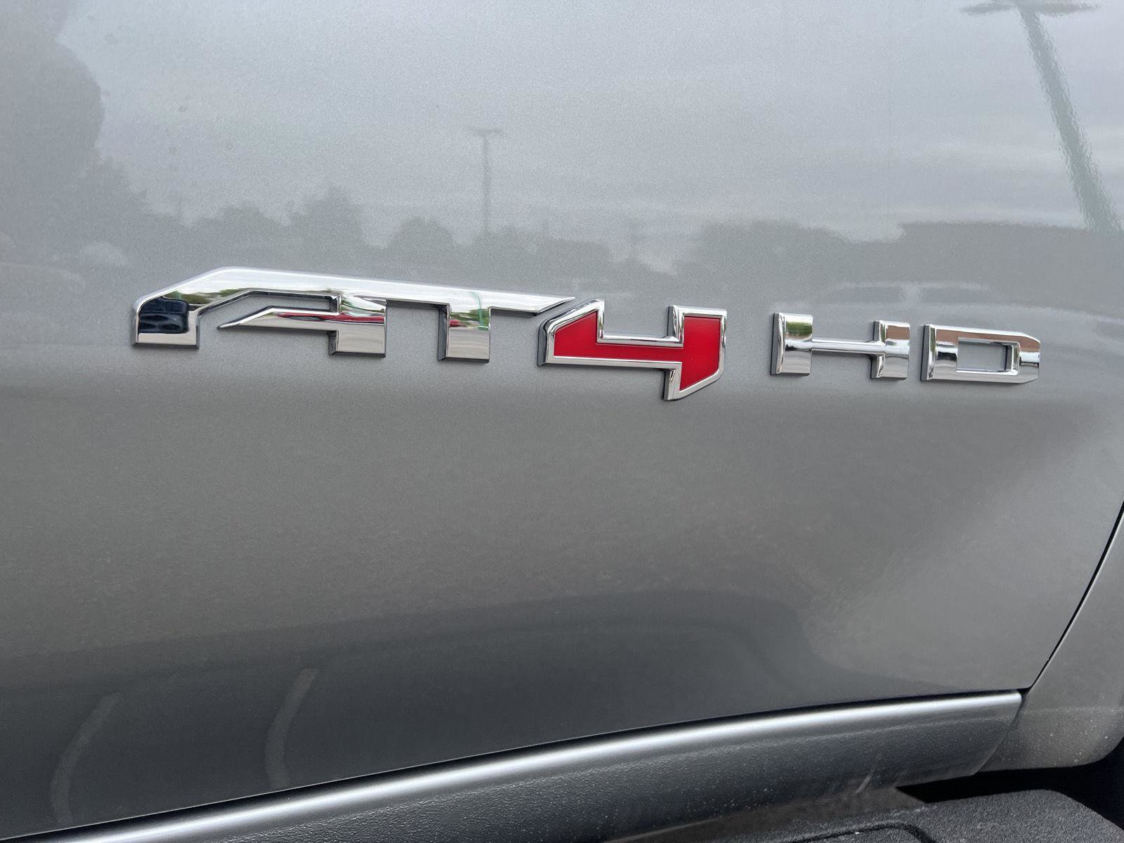 New 2025 GMC Sierra 2500 AT4 w/ AT4 Premium Plus Package image 5