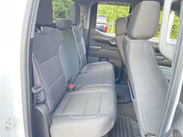 Used 2024 Chevrolet Silverado 1500 LT AWD/4WD image 26