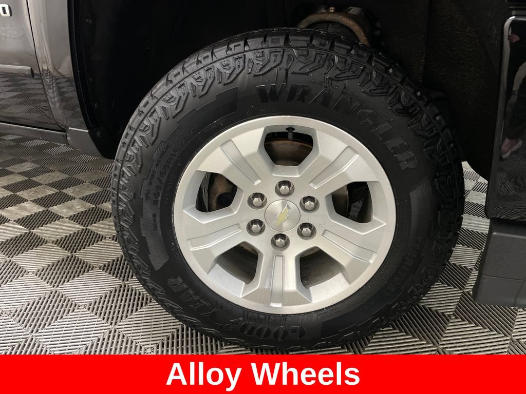 Used 2018 Chevrolet Silverado 1500 LT w/ All Star Edition AWD/4WD image 46