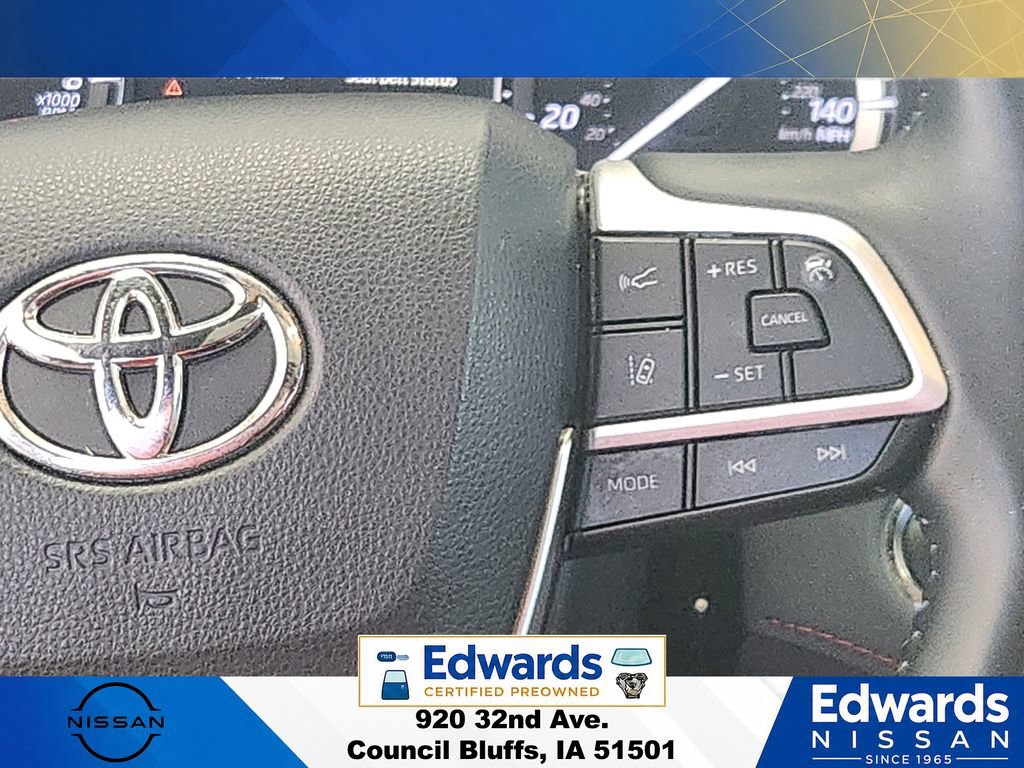 Used 2022 Toyota Highlander XSE AWD/4WD image 29