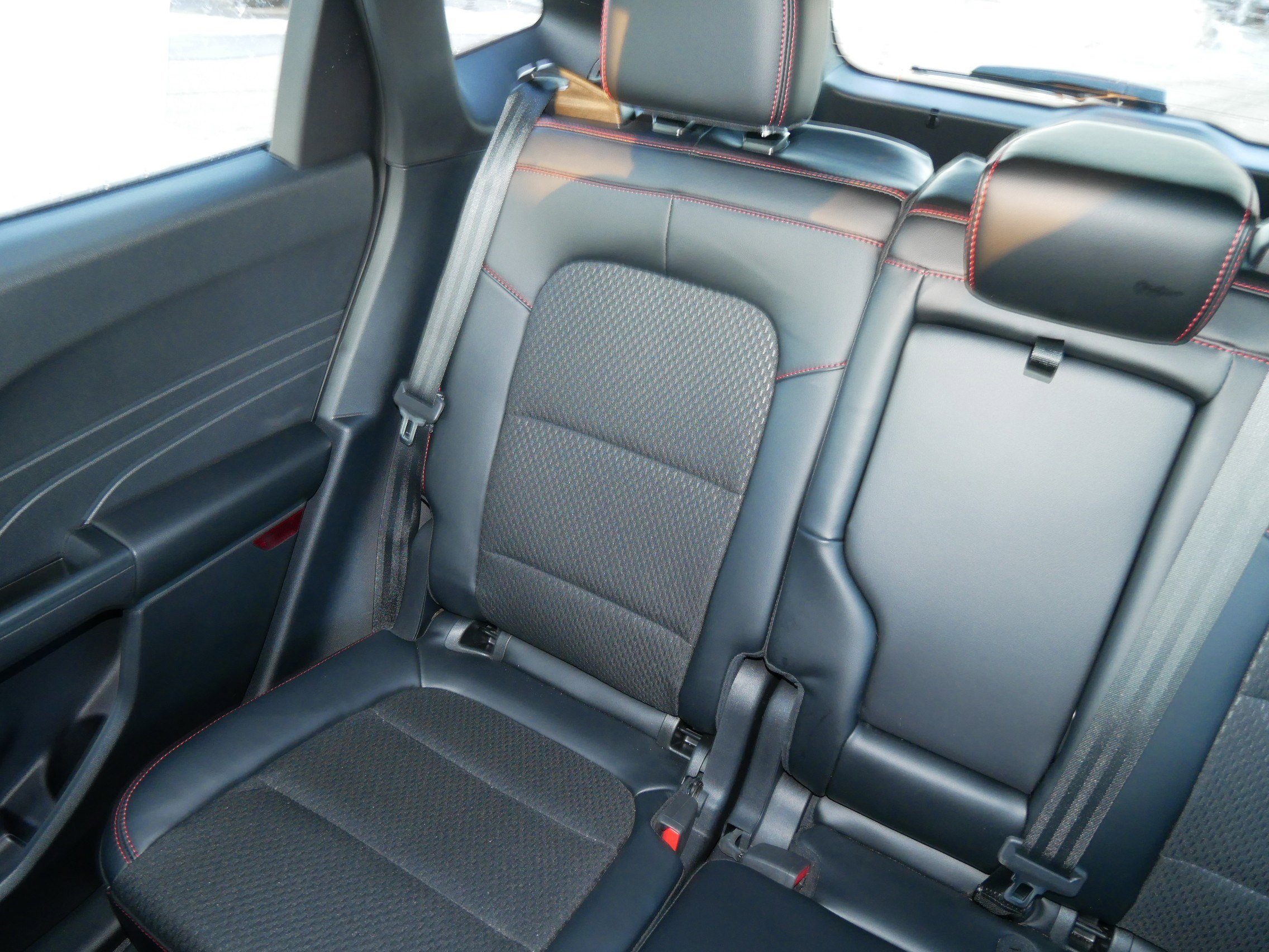 Used 2026 Ford Escape ST-Line w/ Tech Pack #1 AWD/4WD image 12
