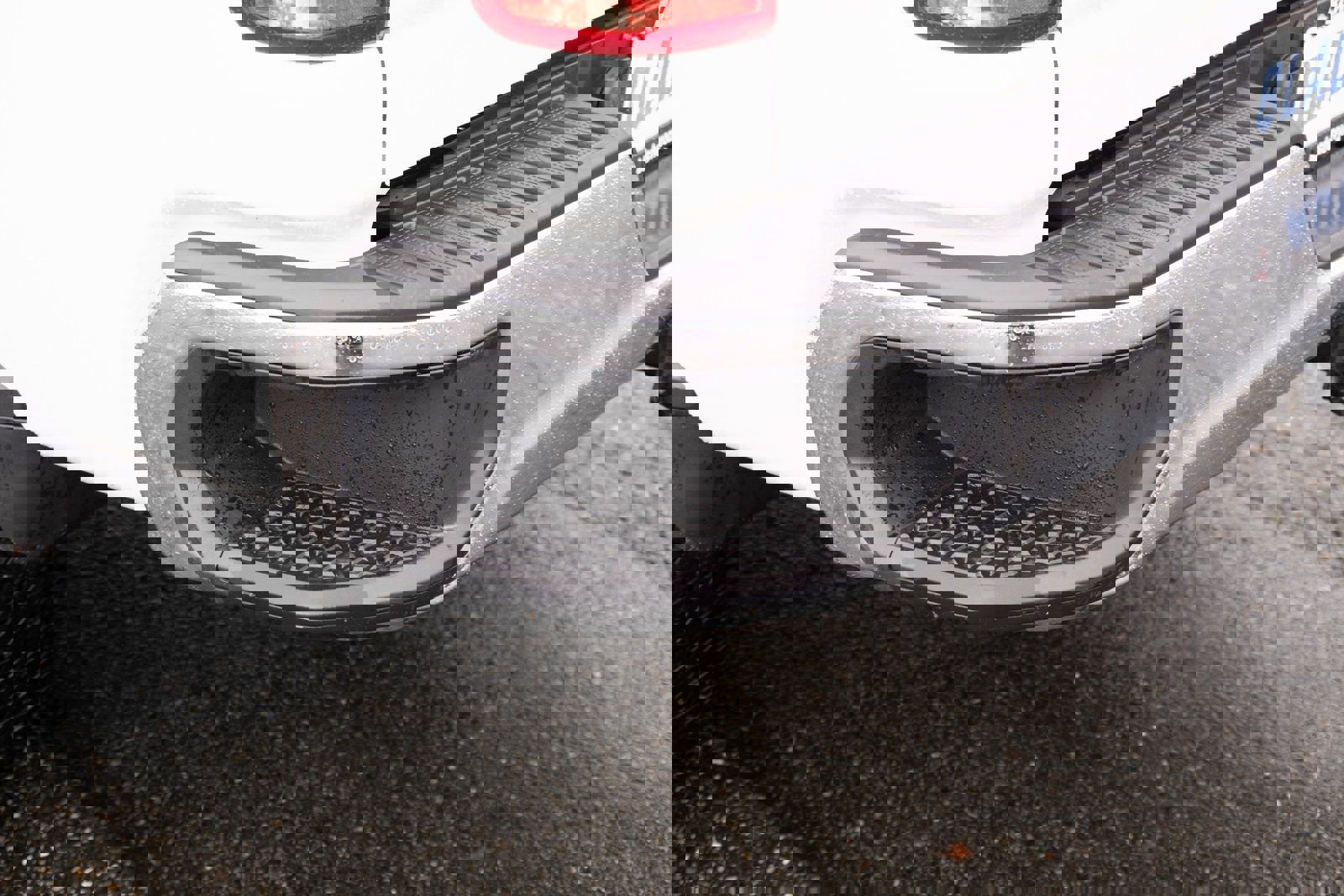 Used 2024 Chevrolet Silverado 3500 LT image 23