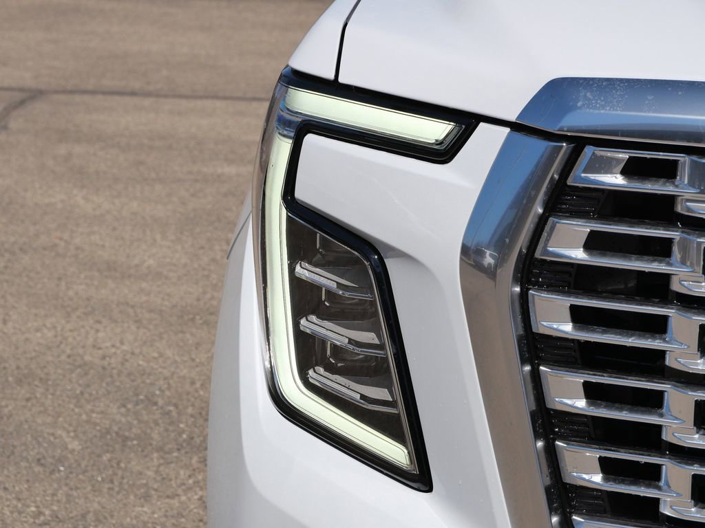 New 2026 GMC Yukon XL Denali w/ Denali Reserve Package image 4