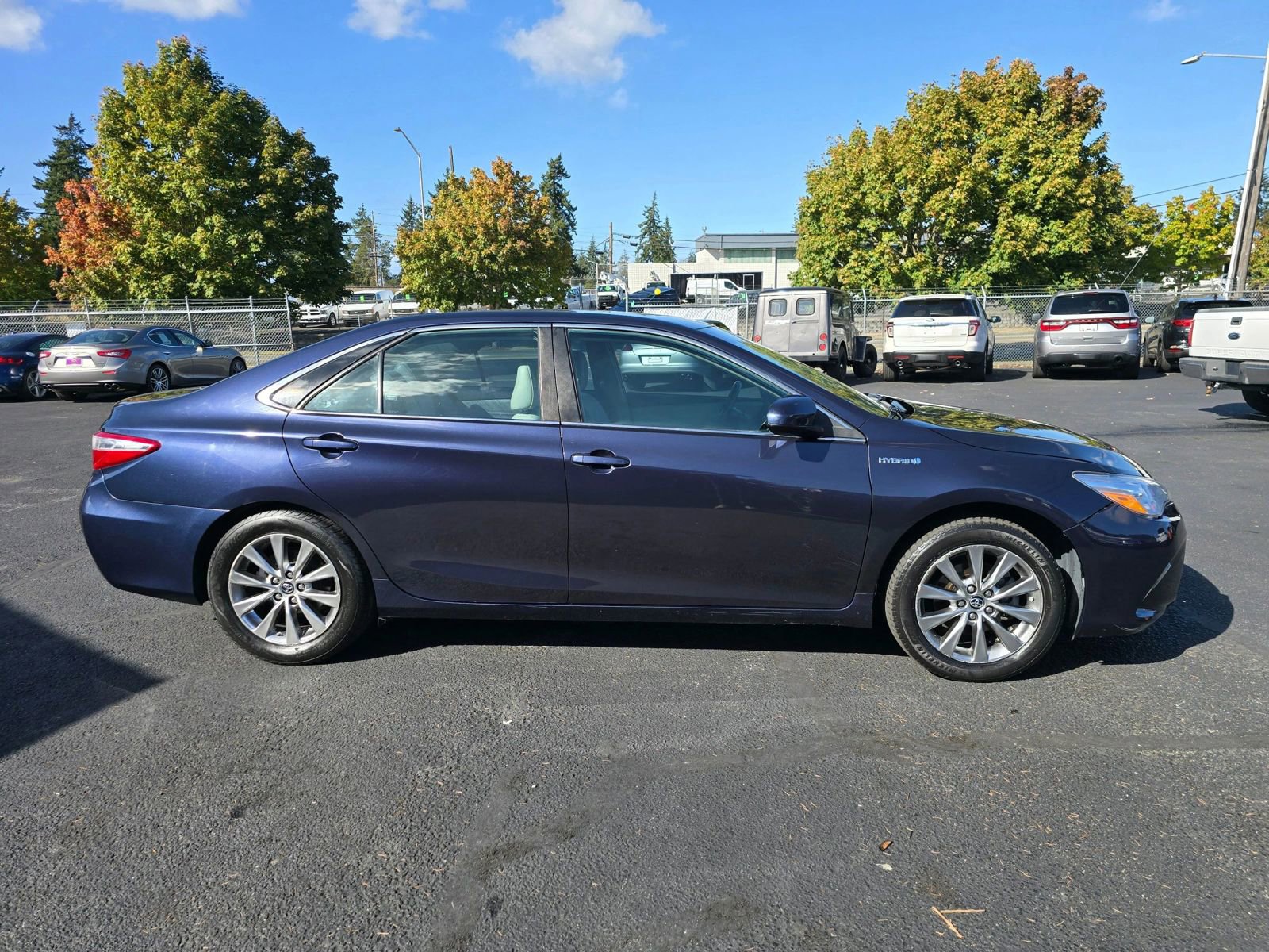 Used 2016 Toyota Camry XLE FWD image 6