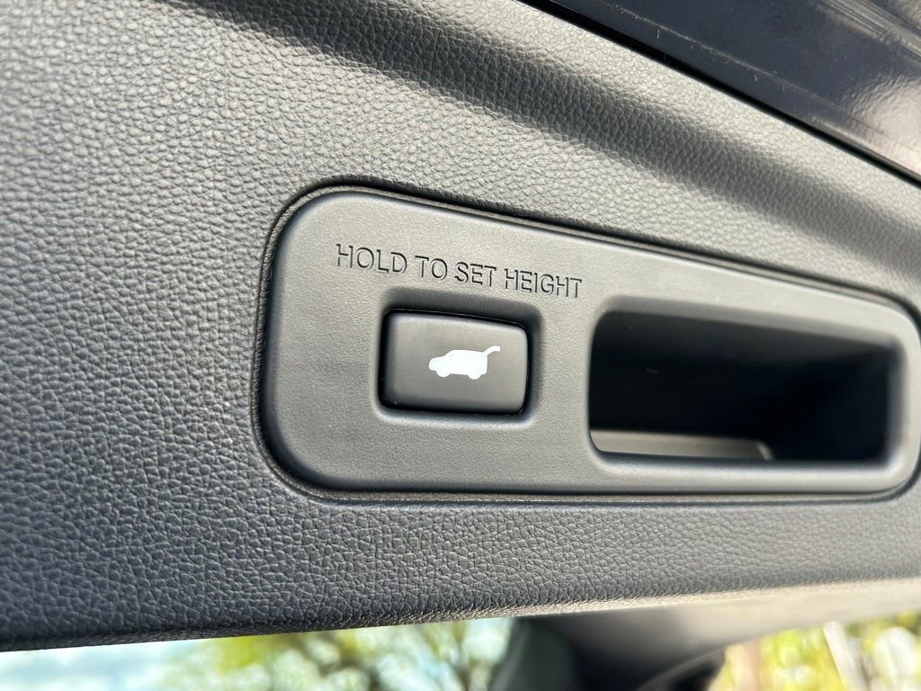 Used 2023 Acura MDX SH-AWD image 49