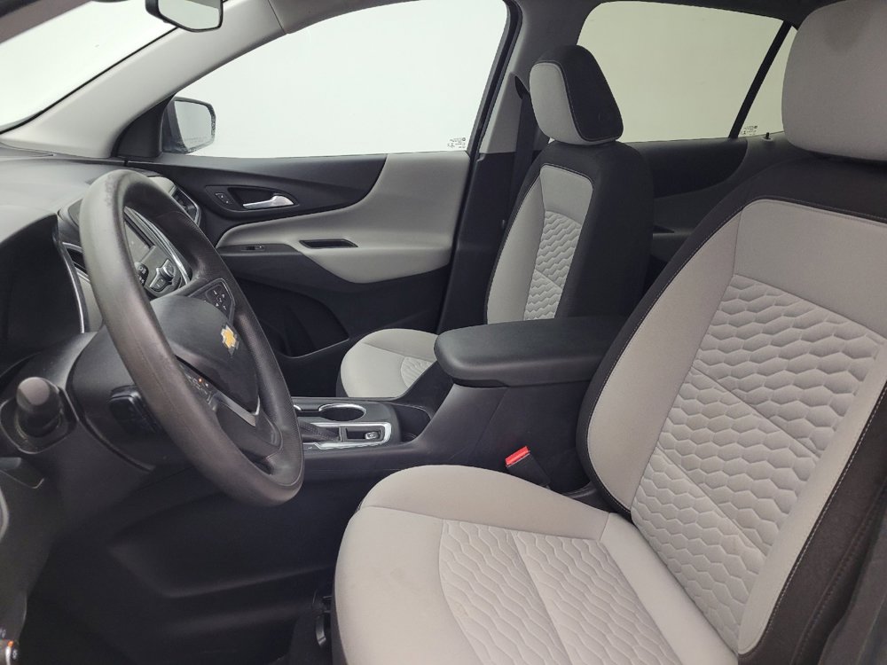 Used 2021 Chevrolet Equinox LS AWD/4WD image 17
