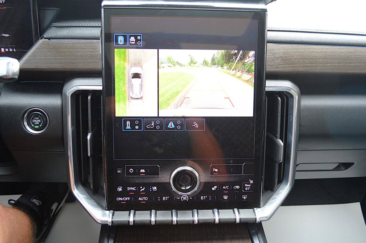 Used 2024 GMC Acadia Denali w/ Super Cruise Package AWD/4WD image 31