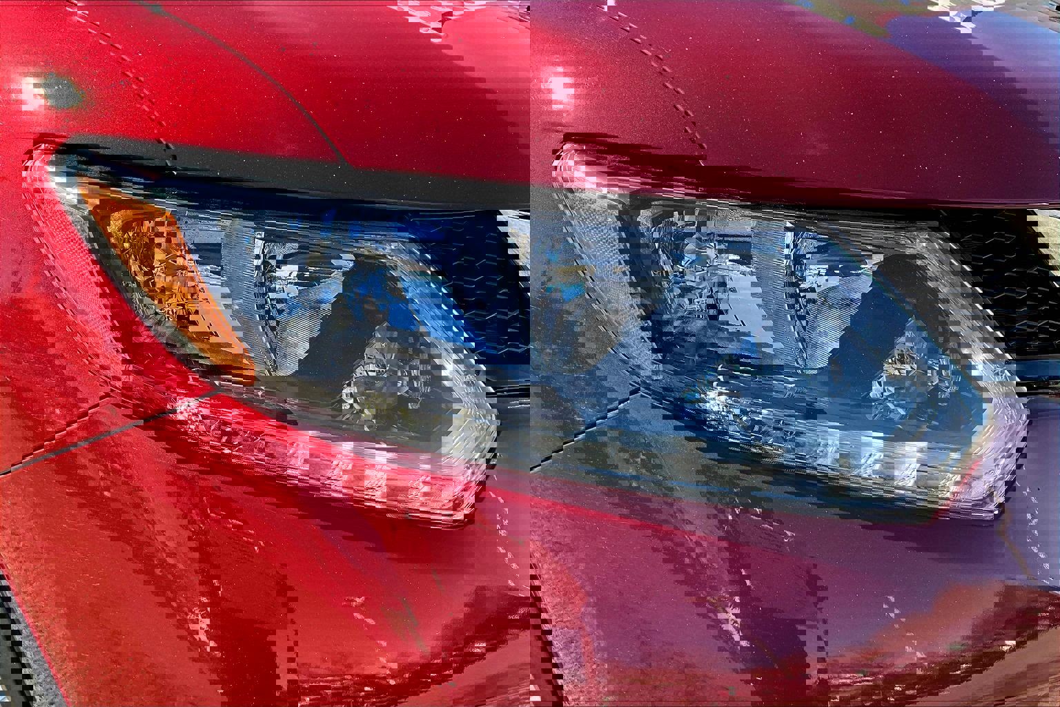 Used 2014 Nissan Rogue SV w/ SV Premium Package image 31