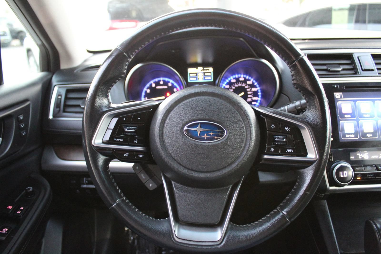 Used 2018 Subaru Outback 2.5i Limited AWD/4WD image 15