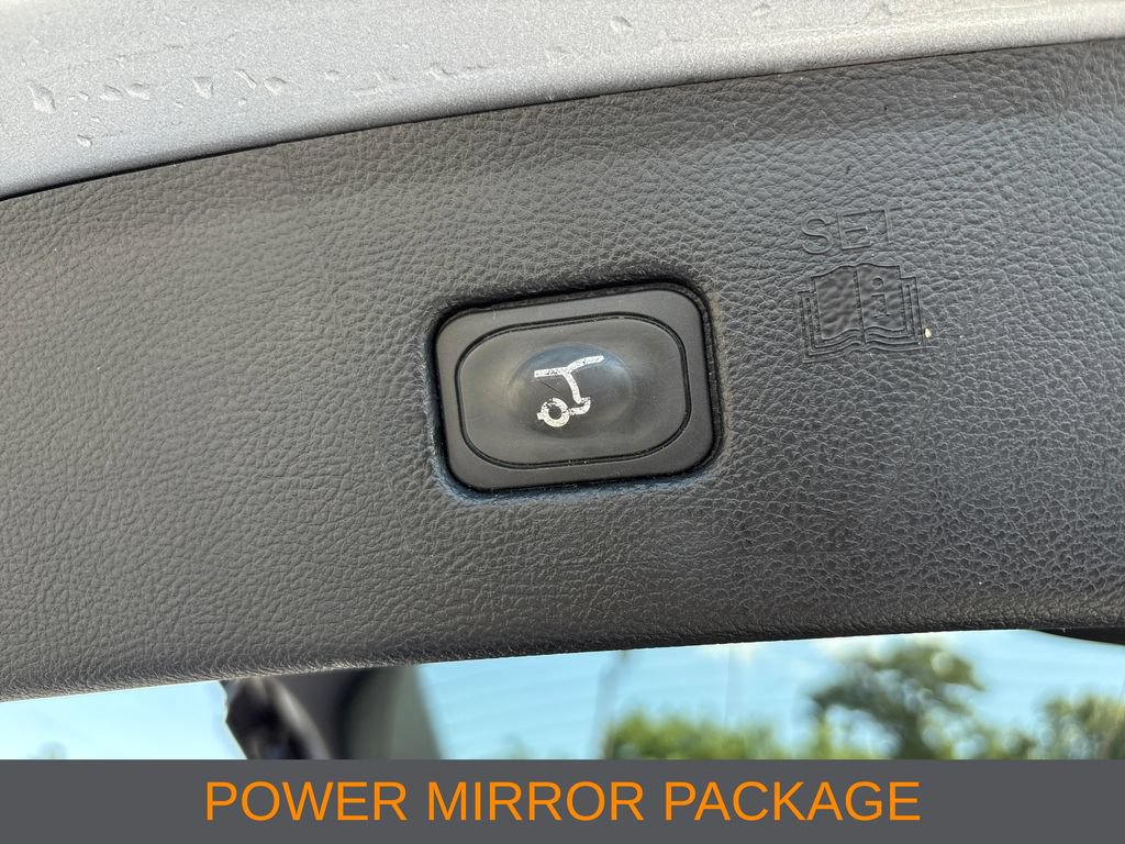 Used 2022 Ford Edge Titanium AWD/4WD image 10