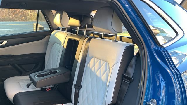 New 2025 Volkswagen Atlas Cross Sport SEL Premium R-Line image 22