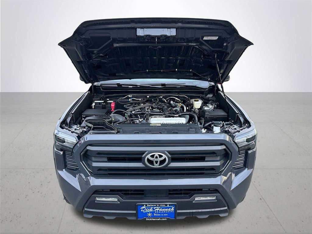 Used 2024 Toyota Tacoma SR5 image 4