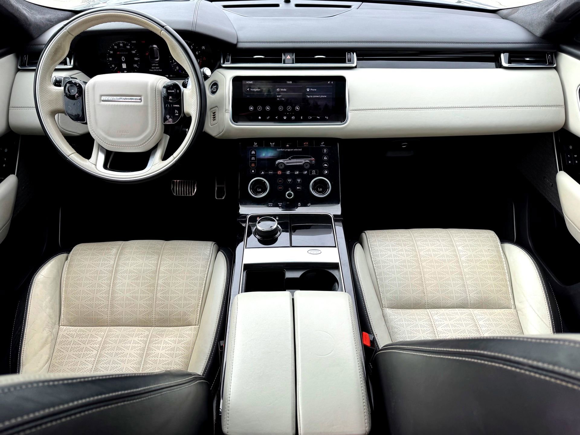 Used 2018 Land Rover Range Rover Velar image 24