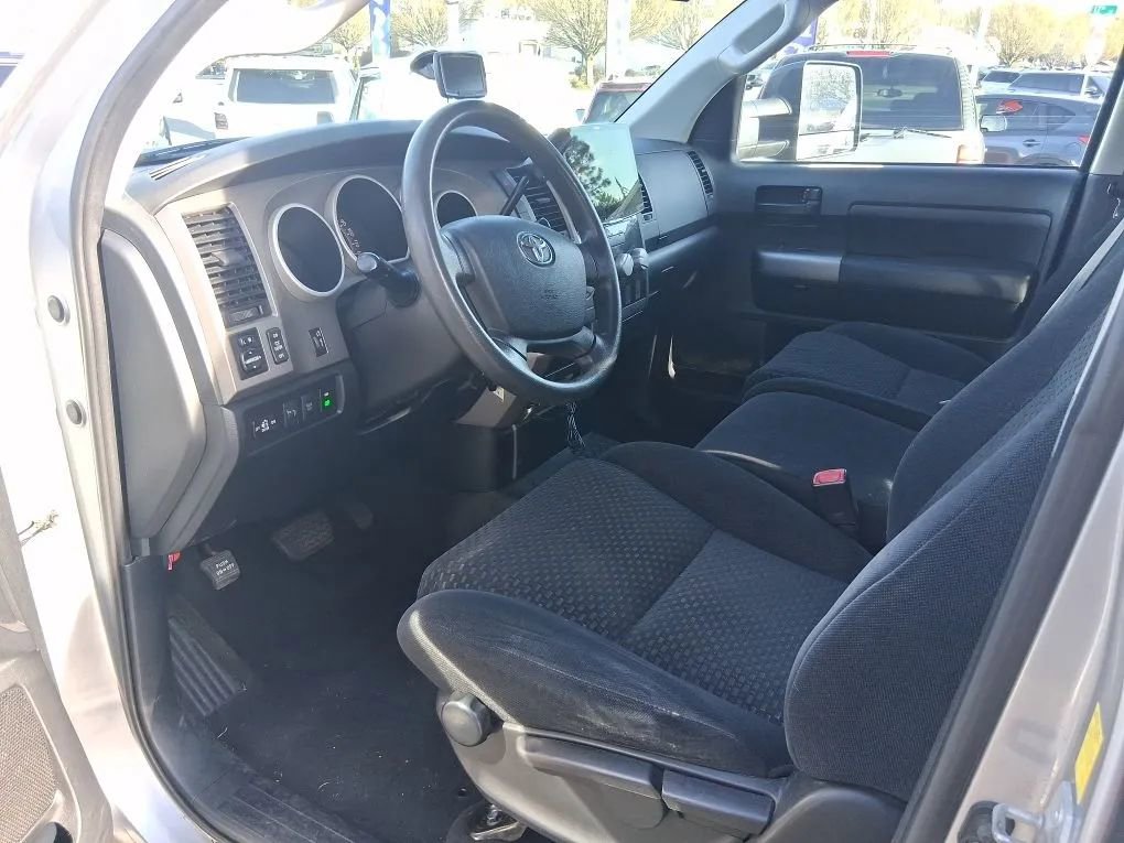 Used 2010 Toyota Tundra 4x4 Double Cab image 10