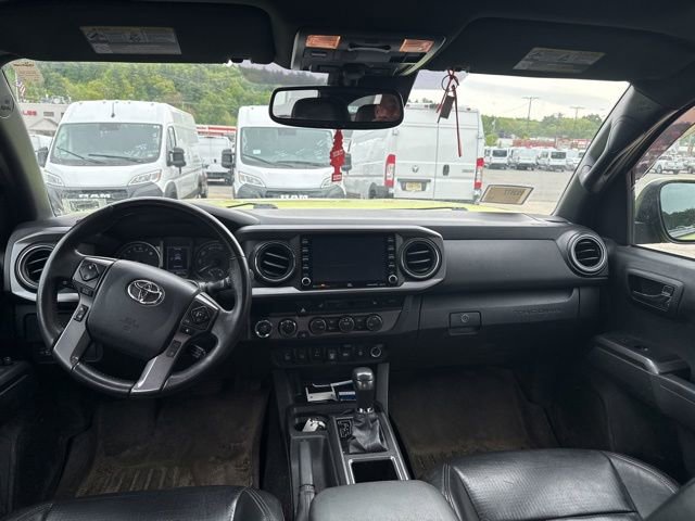 Used 2023 Toyota Tacoma TRD Off-Road w/ TRD Premium Off Road Package AWD/4WD image 9