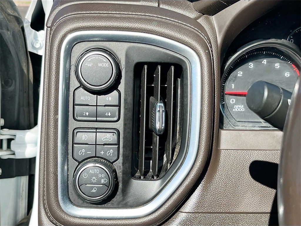 Used 2022 Chevrolet Silverado 1500 LT Trail Boss w/ Safety Package image 10