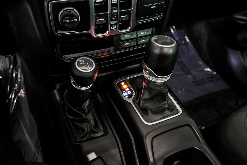 Used 2022 Jeep Wrangler Unlimited Sport image 21